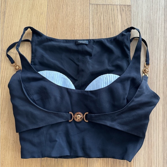 VERSACE MEDUSA CROPPED EMBELLISHED SATIN-TRIMMED CREPE TOP IN BLACK - Picture 2 of 5